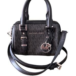 Brand new Michael Kors purse